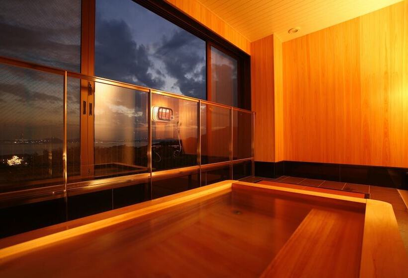 فندق Awaji Island Uzushio Onsen Umemaru