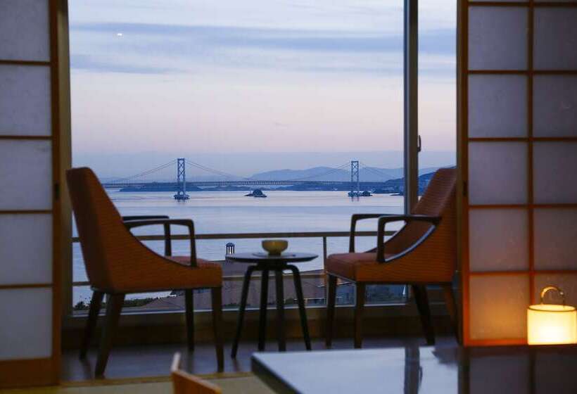 فندق Awaji Island Uzushio Onsen Umemaru