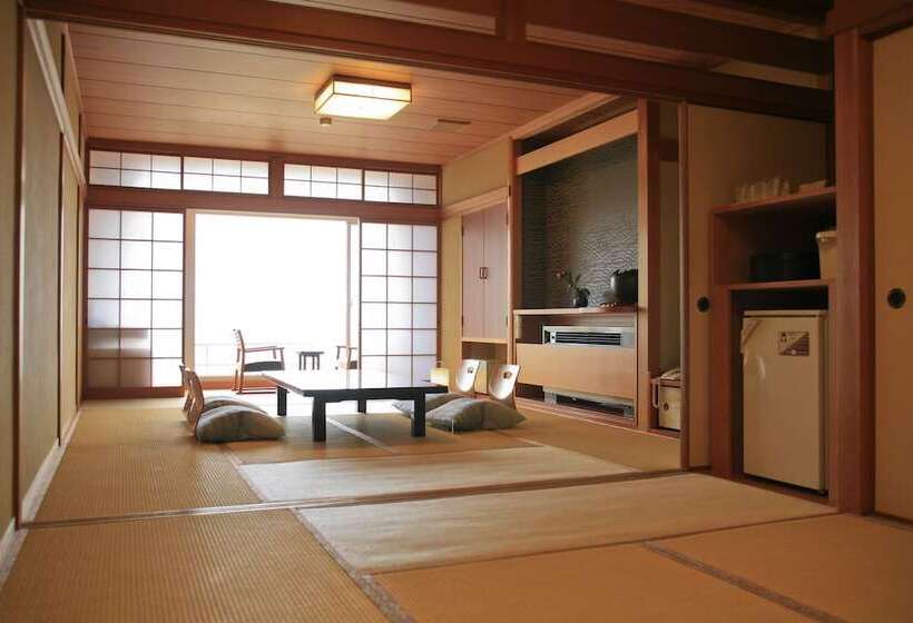 فندق Awaji Island Uzushio Onsen Umemaru