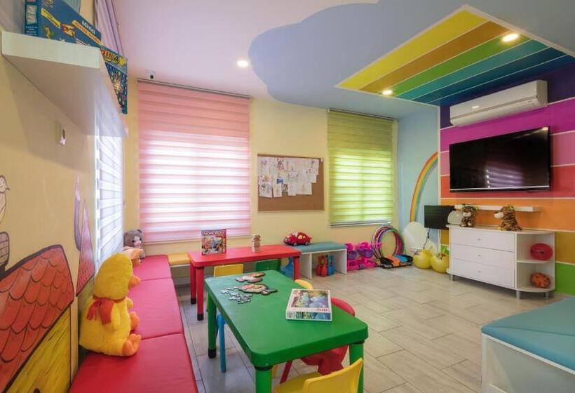 هتل Aydinbey Queen S Palace & Spa   Ultra All Inclusive