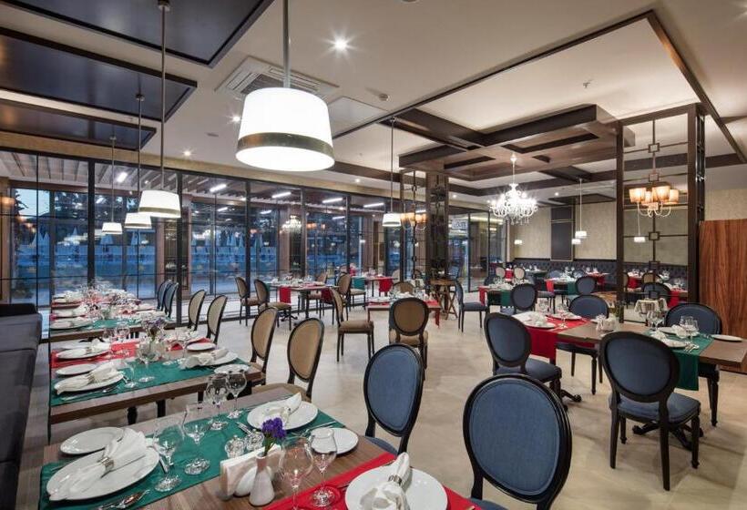 בית מלון כפרי Aydinbey Queen S Palace & Spa   Ultra All Inclusive