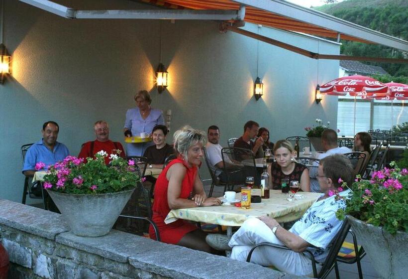 בית מלון כפרי Backpackers Gasthaus Post