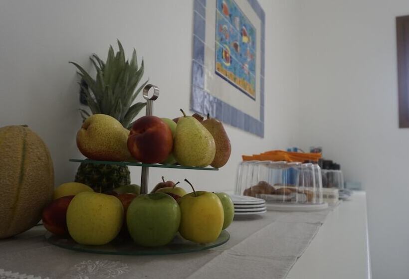 Hotel B&b Riva Delle Donne