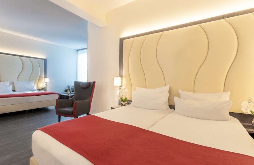 فندق Plaza Premium Almere