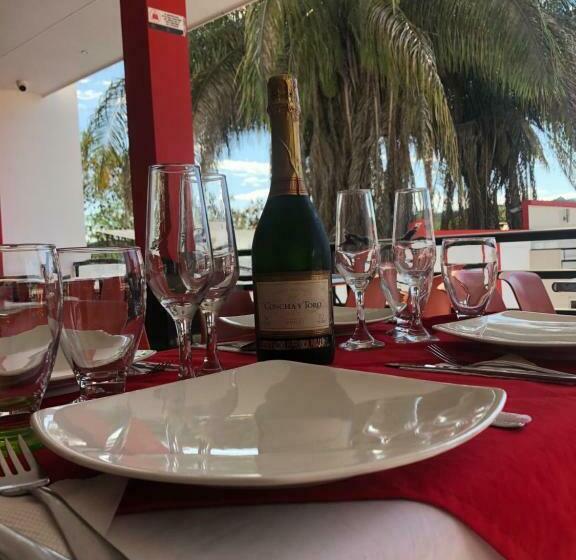 בית מלון כפרי Bora Bora Spa Solo Adultos