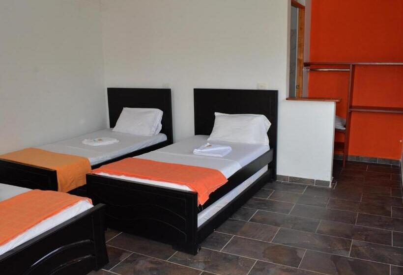 Отель Campestre La Toscana