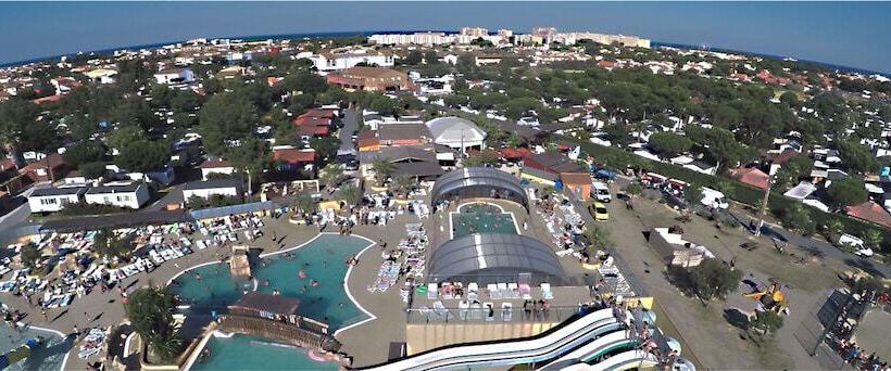 Отель Camping Le Soleil De La Méditerrannée