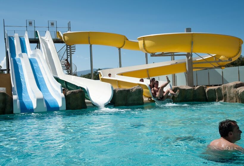 Отель Camping Le Soleil De La Méditerrannée