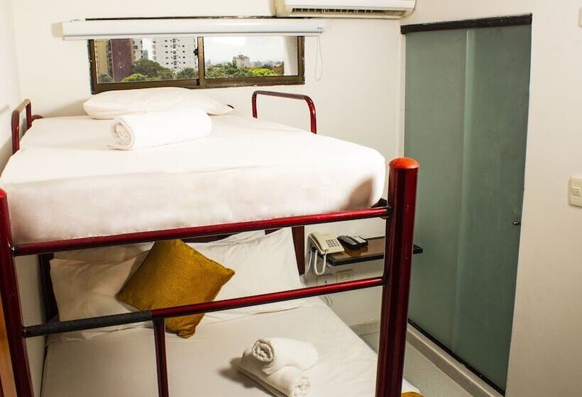 בית מלון כפרי Catedral Inn