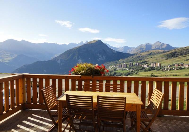 בית מלון כפרי Chalet Le Reflet Des Aiguilles