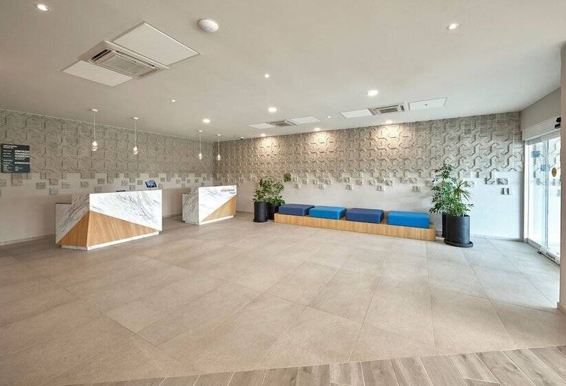 בית מלון כפרי City Express Plus By Marriott Cancun Aeropuerto Riviera