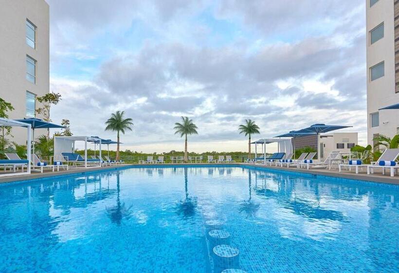 בית מלון כפרי City Express Plus By Marriott Cancun Aeropuerto Riviera