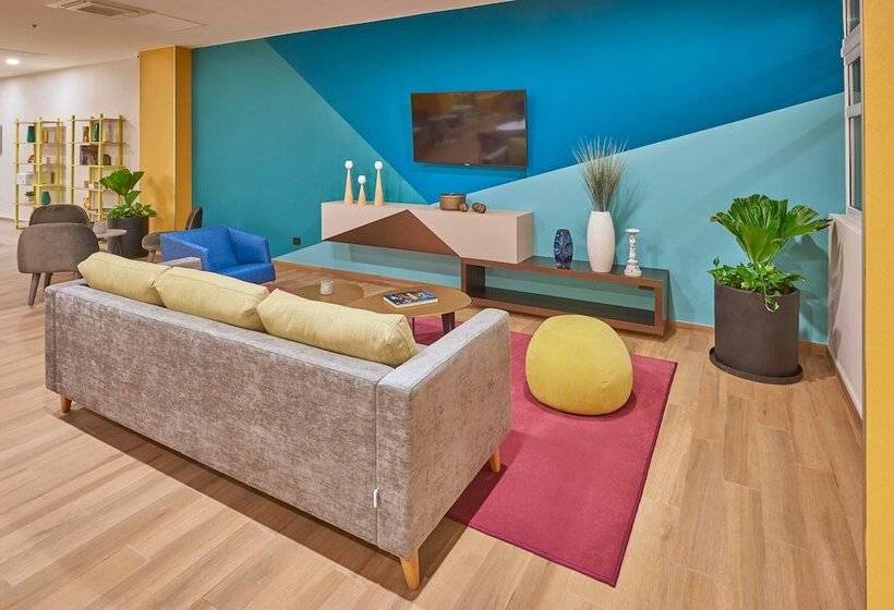 בית מלון כפרי City Express Suites By Marriott Cancún Aeropuerto