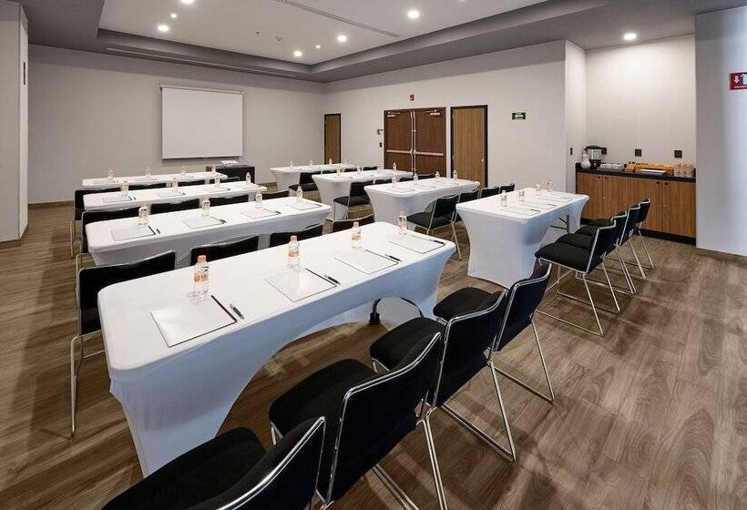 فندق City Express Plus By Marriott Ciudad De Mexico Interlomas