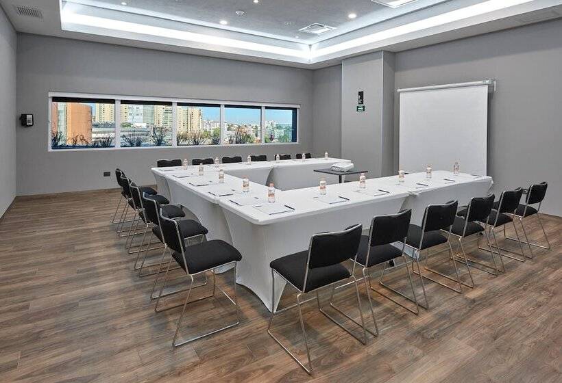 فندق City Express Plus By Marriott Ciudad De Mexico Interlomas