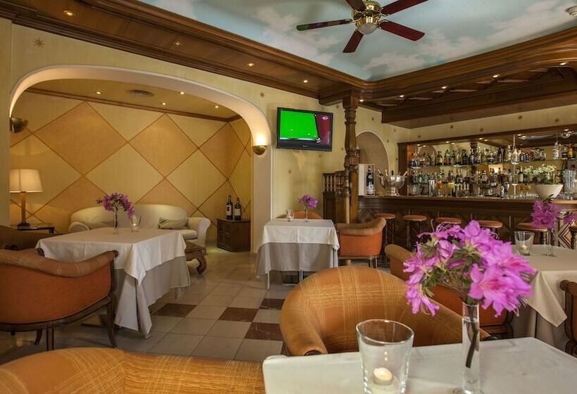 酒店 Delta Resort Apartments