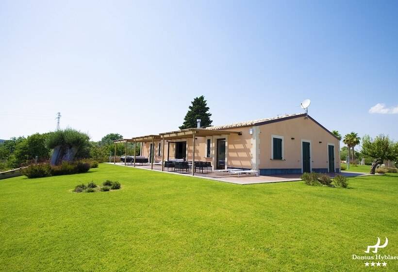 هتل Domus Hyblaea Resort