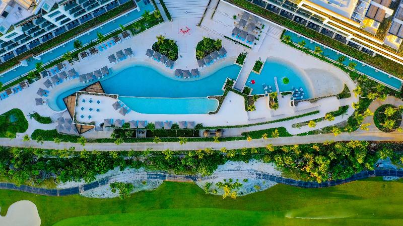 هتل Estudio Playa Mujeres – All Inclusive