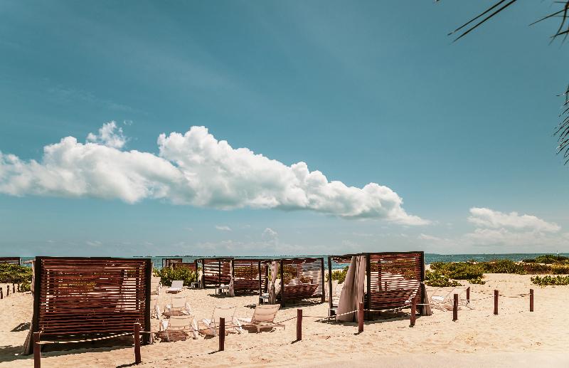 هتل Estudio Playa Mujeres – All Inclusive