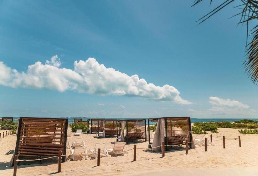 هتل Estudio Playa Mujeres – All Inclusive