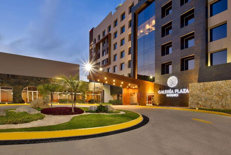 Отель Galeria Plaza Irapuato