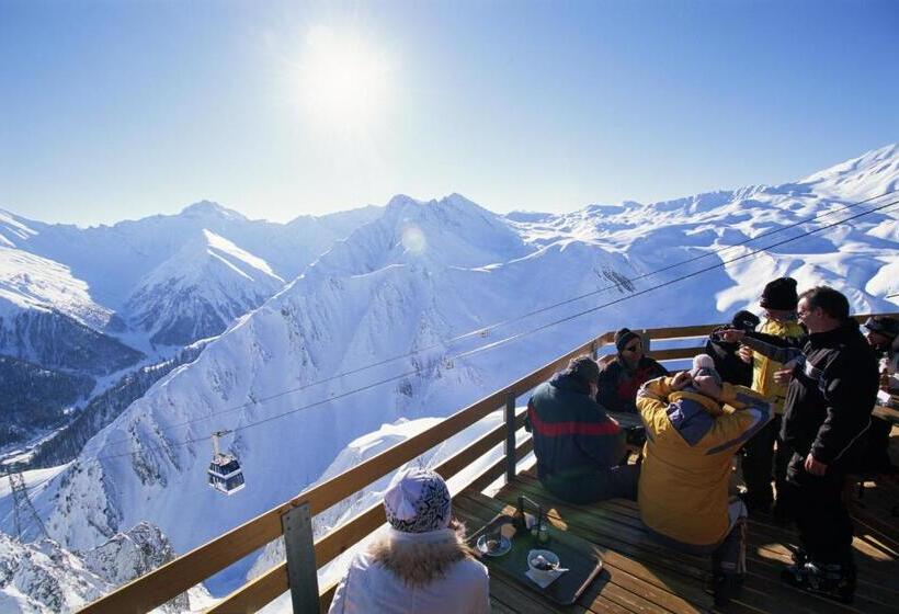 酒店 Garni Chasa Nova