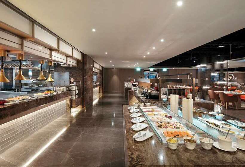 هتل Hilton Taipei Sinban