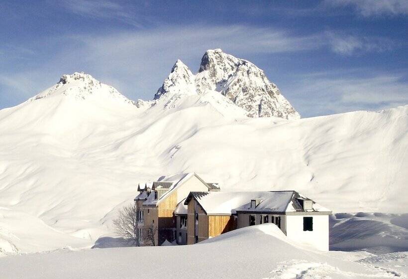 هتل Hôtel Du Pourtalet