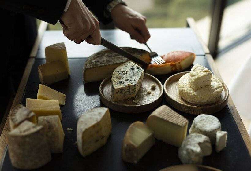 酒店 Hôtel & Restaurant Origines Par Adrien Descouls   Teritoria