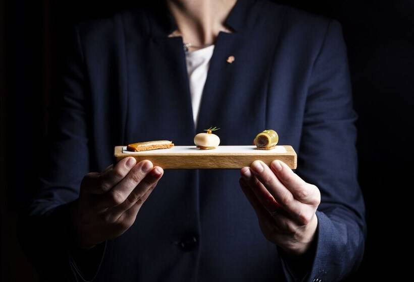 酒店 Hôtel & Restaurant Origines Par Adrien Descouls   Teritoria