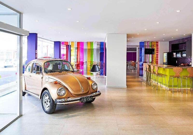 ホテル Ibis Styles Balneario Camboriu  1 Quadra Do Mar