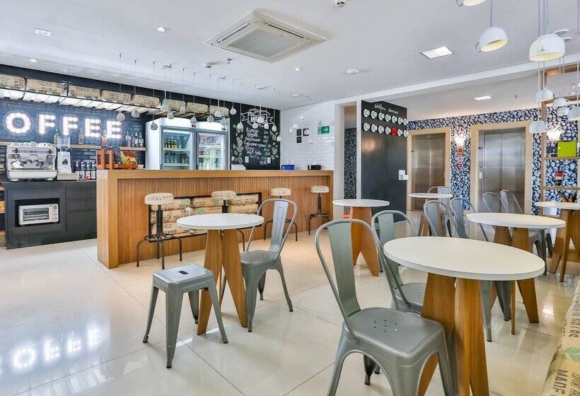 בית מלון כפרי Ibis Styles Vitória Da Conquista