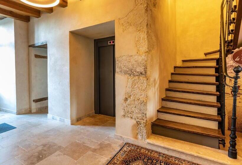 בית מלון כפרי Le Castel Pierre   Maison Privée 4 étoiles   18 Personnes