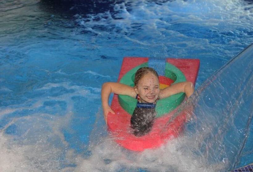 فندق Li Kaartila