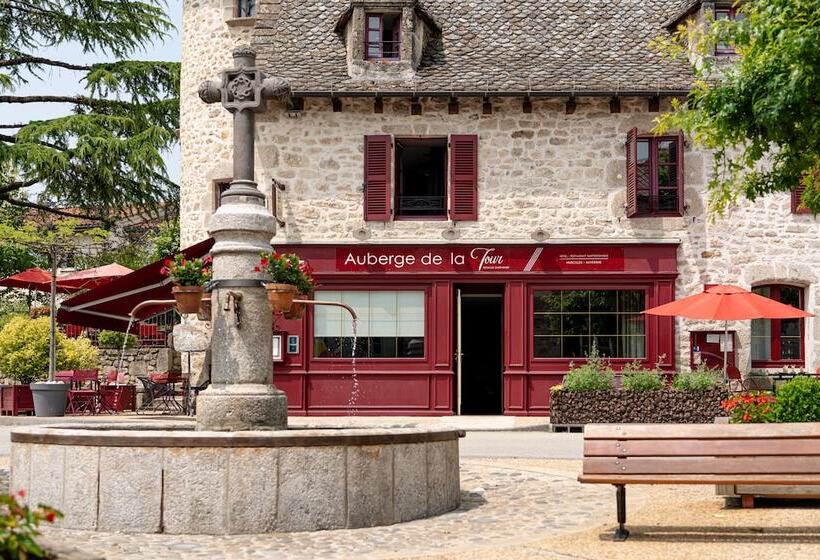 호텔 Logis Auberge De La Tour   Hôtel & Restaurants