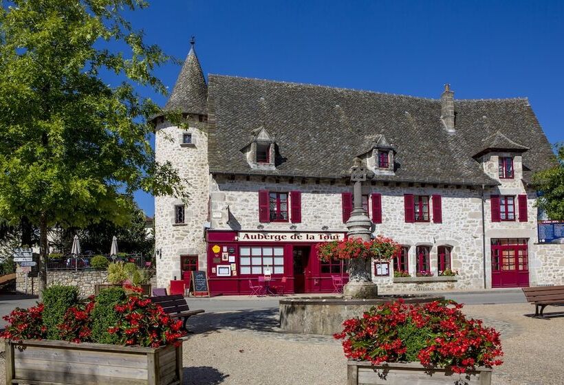 호텔 Logis Auberge De La Tour   Hôtel & Restaurants