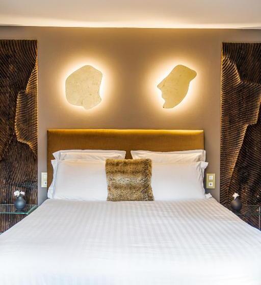 호텔 Logis Auberge De La Tour   Hôtel & Restaurants