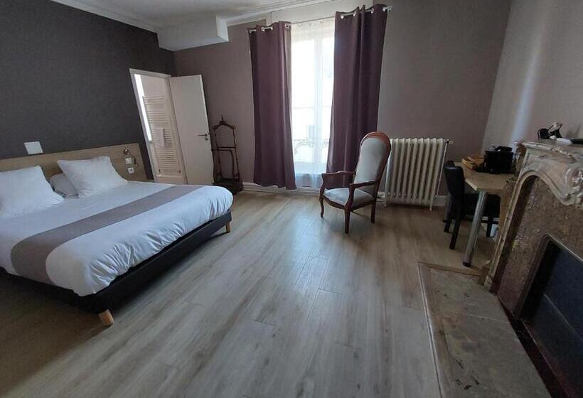 酒店 Logis Auberge Des Voyageurs