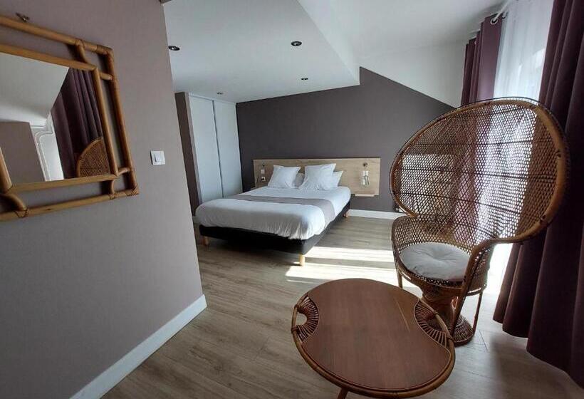 酒店 Logis Auberge Des Voyageurs