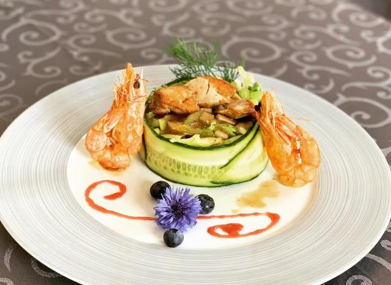 فندق Logis  Hostellerie Le Chatel Nangis