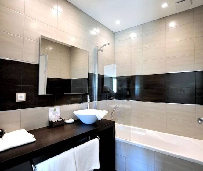 בית מלון כפרי Logis  Hôtel Spa Restaurant L Epicurial