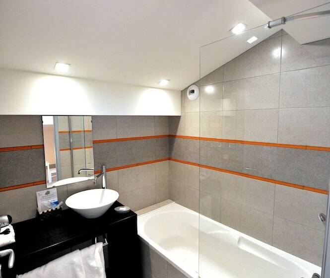 בית מלון כפרי Logis  Hôtel Spa Restaurant L Epicurial