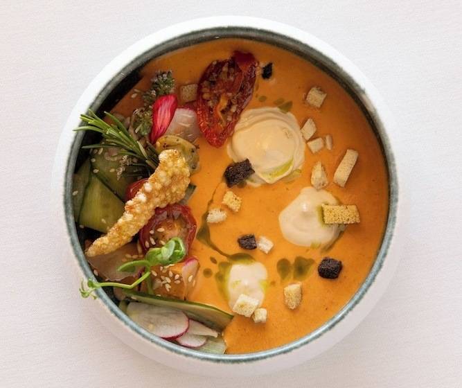 Отель Hôtel Restaurant & Spa Le Val Moret