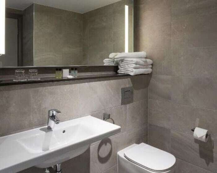 Maldron Hotel Newcastle