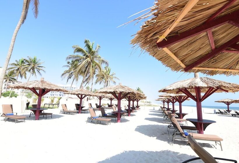 هتل Millennium Resort Salalah