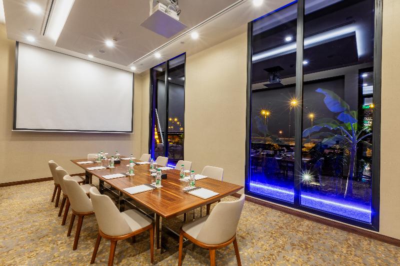 هتل Millennium Resort Salalah