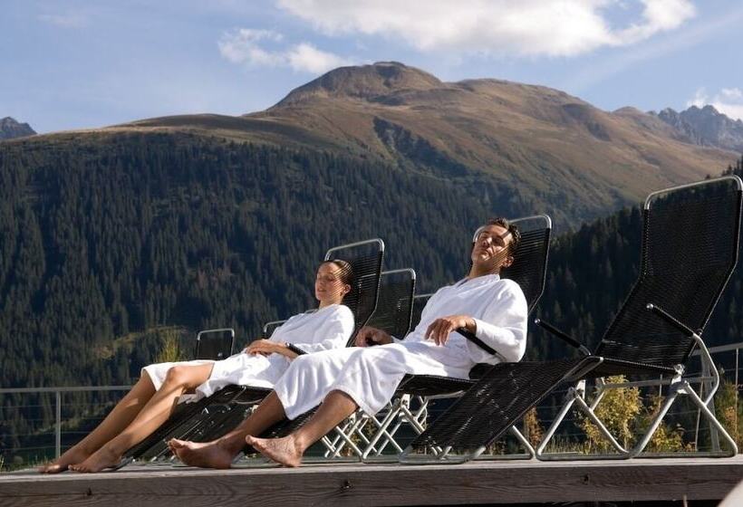 ホテル Mountain Lodge Sedrun