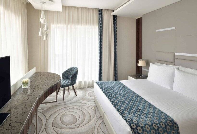 Mövenpick Hotel Apartments Downtown Dubai