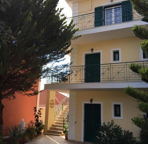 호텔 Naftilos Studios