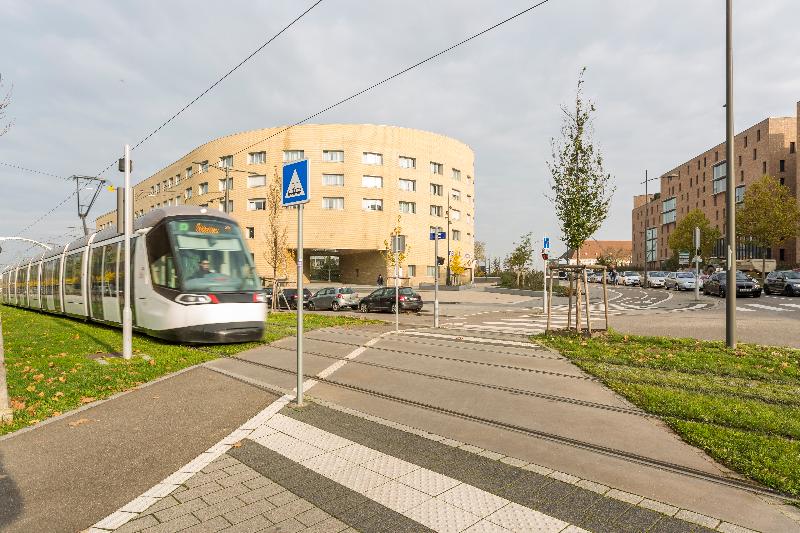 Nemea Appart Hotel Elypseo Strasbourg Port